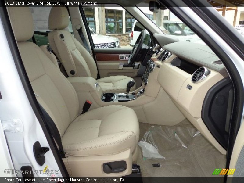 Front Seat of 2013 LR4 HSE LUX
