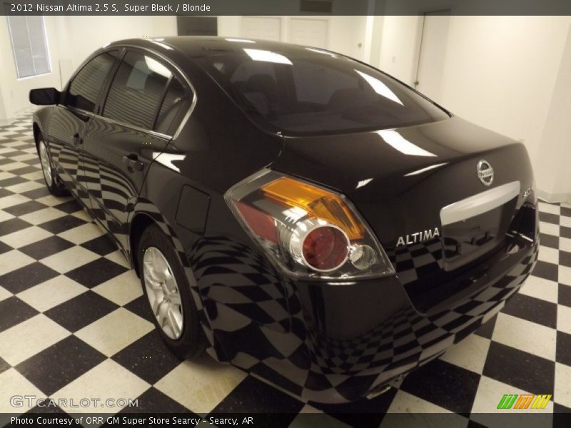 Super Black / Blonde 2012 Nissan Altima 2.5 S