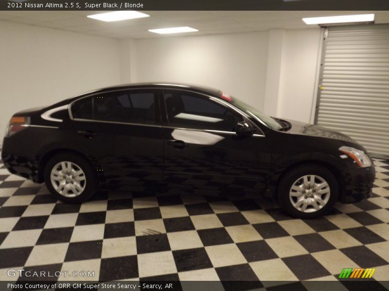 Super Black / Blonde 2012 Nissan Altima 2.5 S