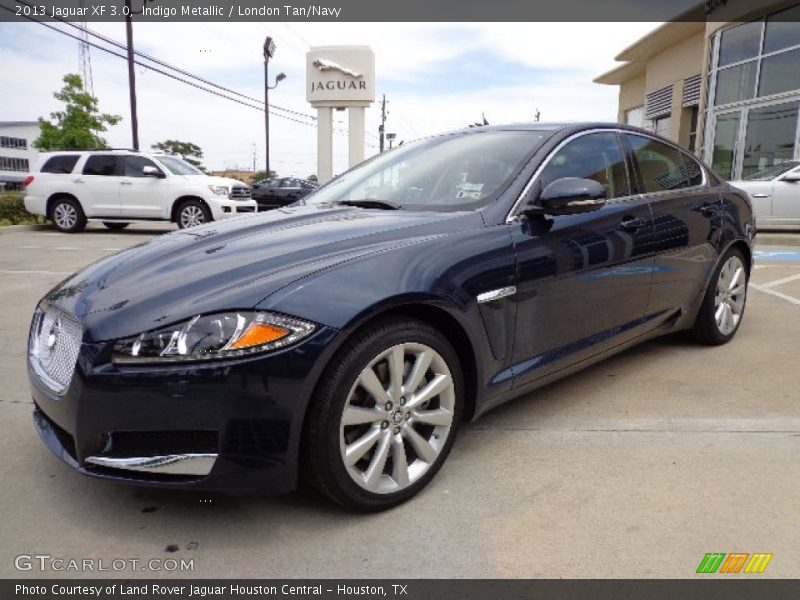 Front 3/4 View of 2013 XF 3.0