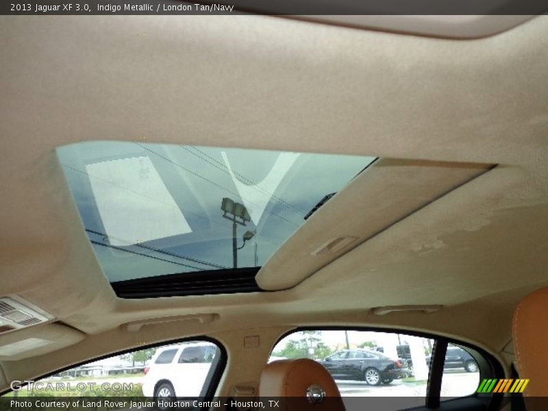 Sunroof of 2013 XF 3.0