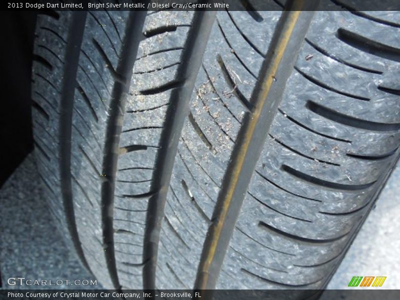 Bright Silver Metallic / Diesel Gray/Ceramic White 2013 Dodge Dart Limited