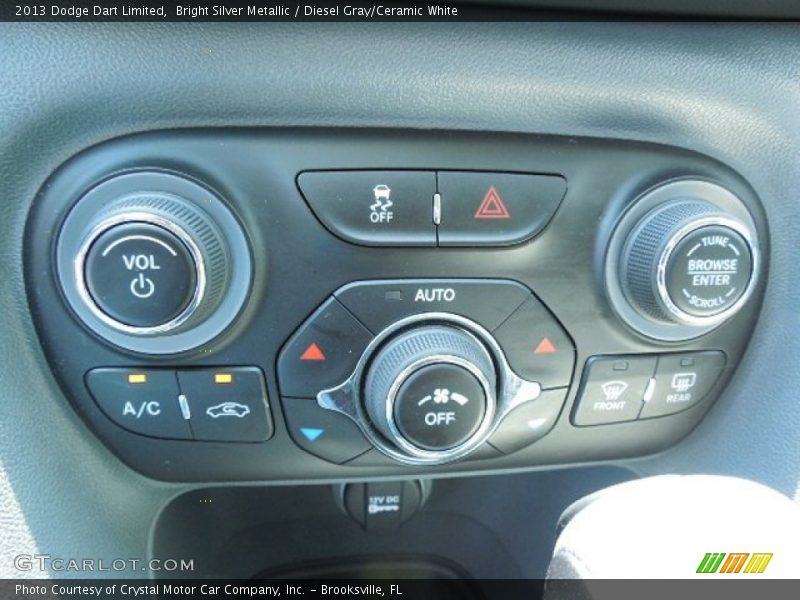 Bright Silver Metallic / Diesel Gray/Ceramic White 2013 Dodge Dart Limited