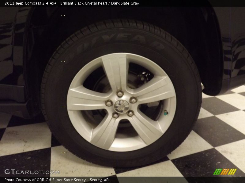 Brilliant Black Crystal Pearl / Dark Slate Gray 2011 Jeep Compass 2.4 4x4