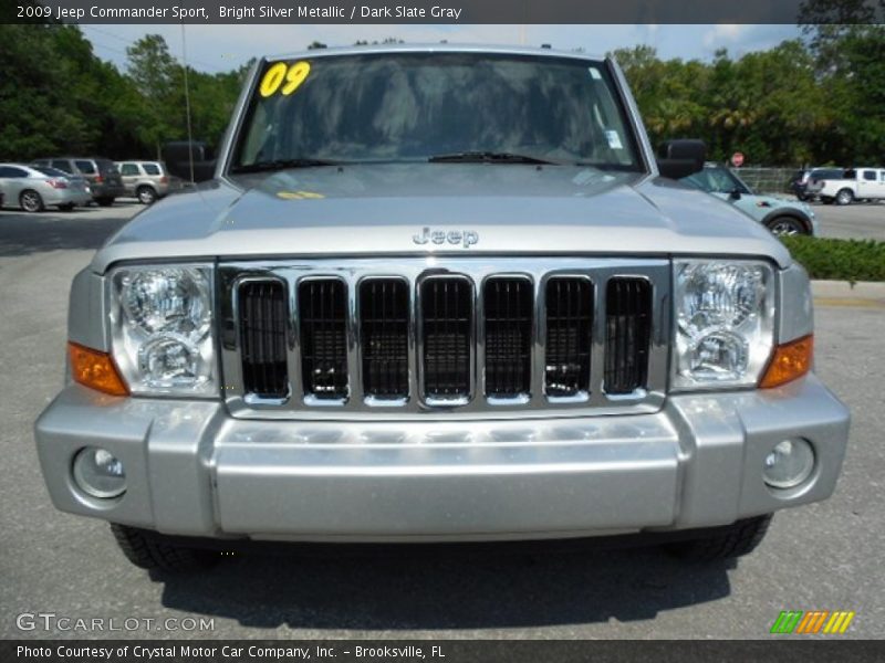 Bright Silver Metallic / Dark Slate Gray 2009 Jeep Commander Sport