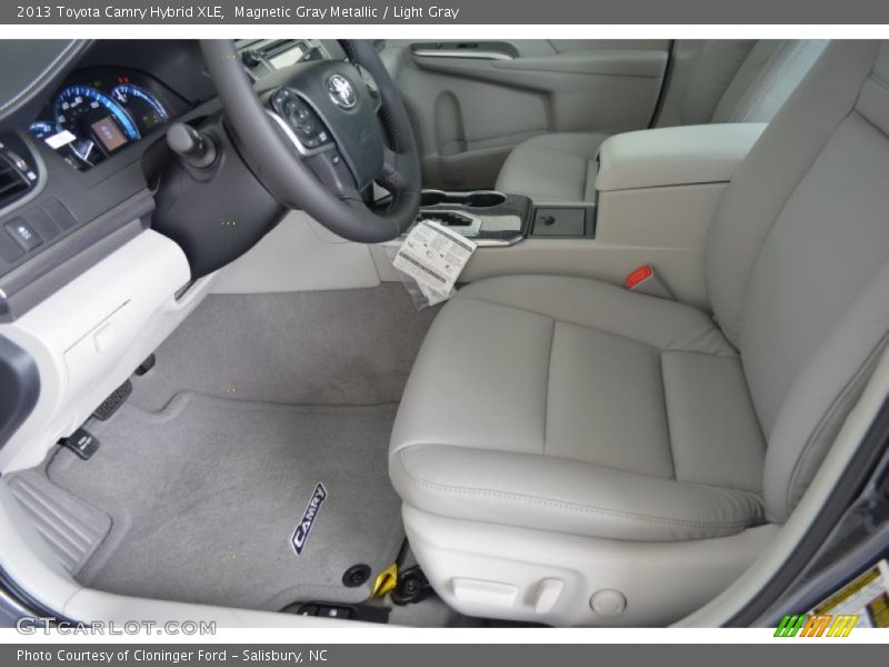 Magnetic Gray Metallic / Light Gray 2013 Toyota Camry Hybrid XLE