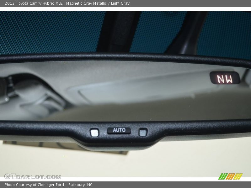 Magnetic Gray Metallic / Light Gray 2013 Toyota Camry Hybrid XLE