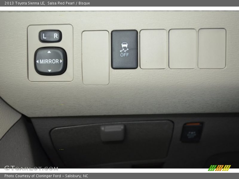 Salsa Red Pearl / Bisque 2013 Toyota Sienna LE