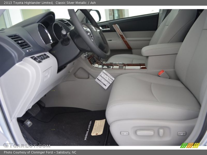 Classic Silver Metallic / Ash 2013 Toyota Highlander Limited
