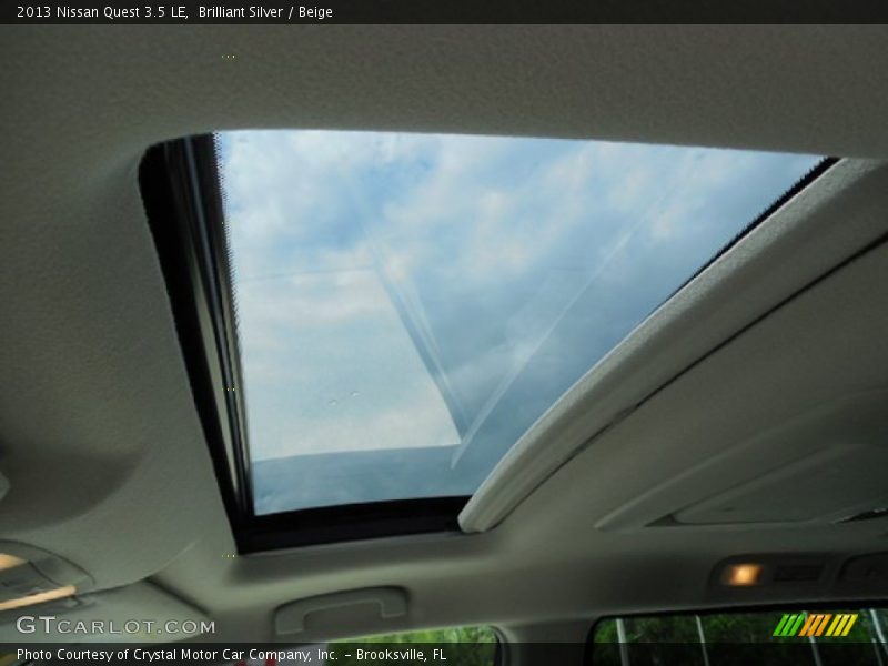 Sunroof of 2013 Quest 3.5 LE
