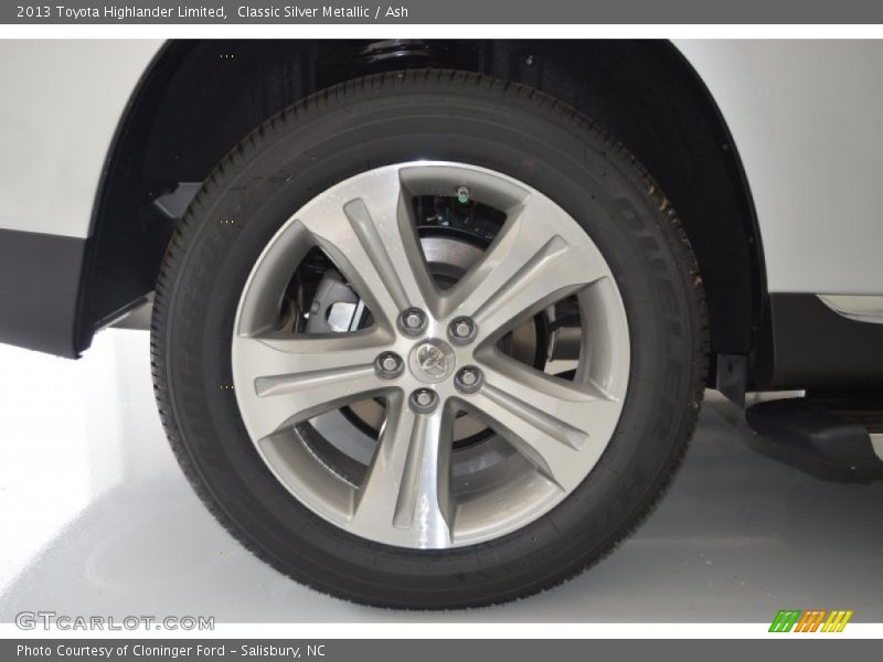Classic Silver Metallic / Ash 2013 Toyota Highlander Limited