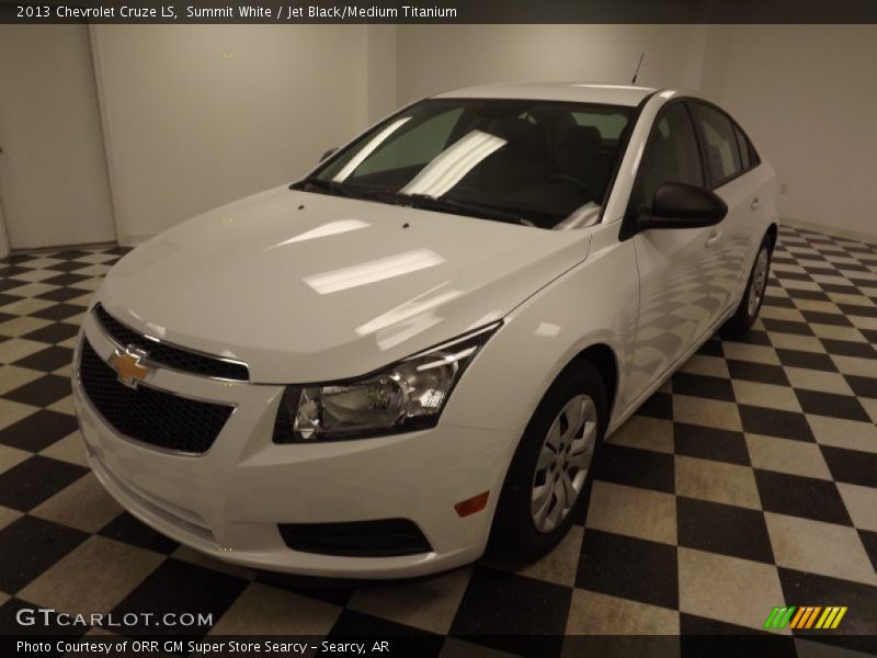Summit White / Jet Black/Medium Titanium 2013 Chevrolet Cruze LS
