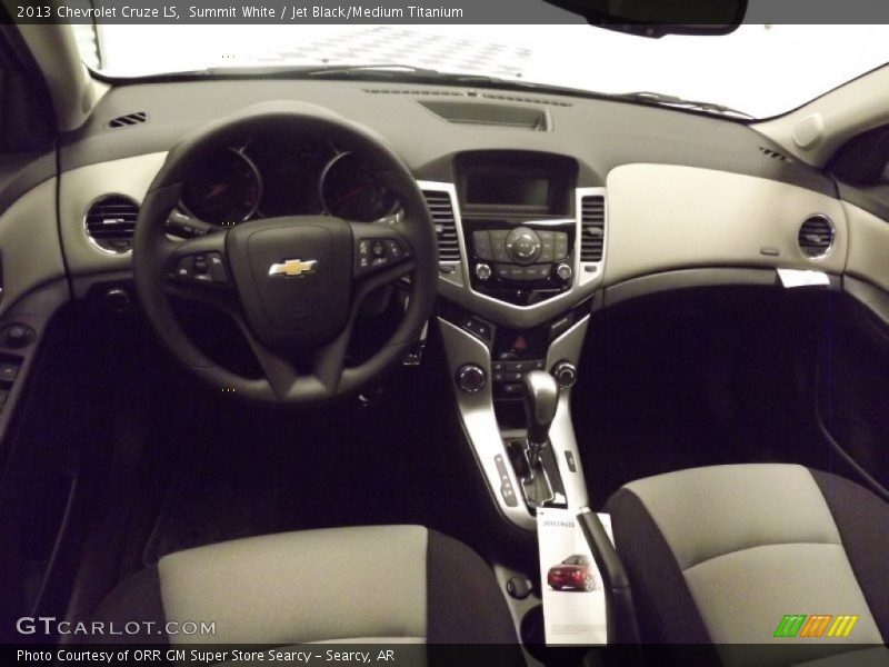 Summit White / Jet Black/Medium Titanium 2013 Chevrolet Cruze LS
