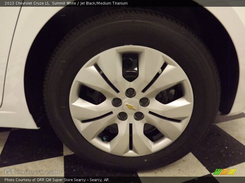 Summit White / Jet Black/Medium Titanium 2013 Chevrolet Cruze LS