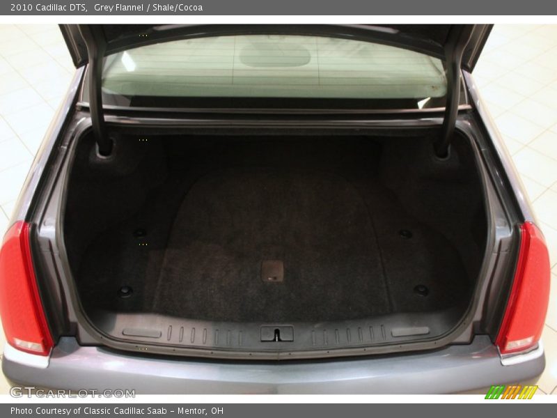 Grey Flannel / Shale/Cocoa 2010 Cadillac DTS