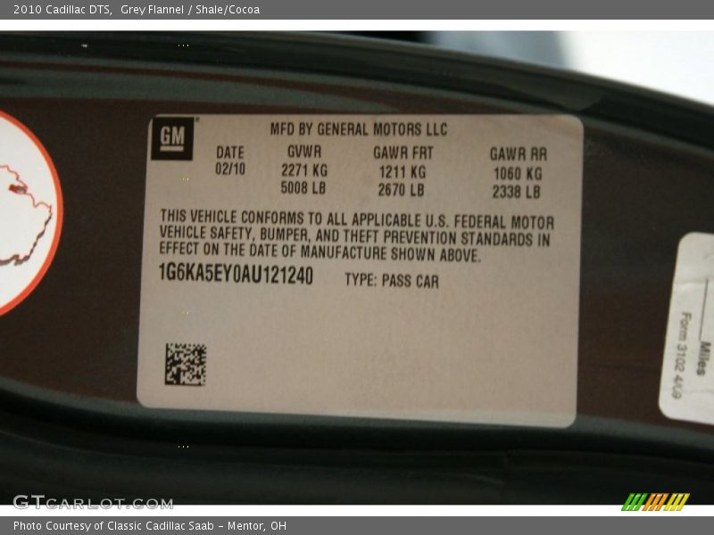 Grey Flannel / Shale/Cocoa 2010 Cadillac DTS