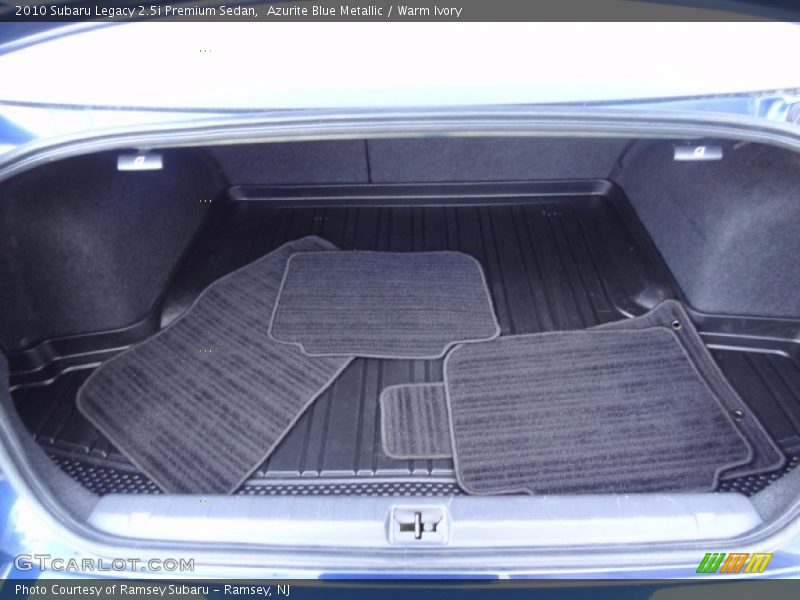 Azurite Blue Metallic / Warm Ivory 2010 Subaru Legacy 2.5i Premium Sedan
