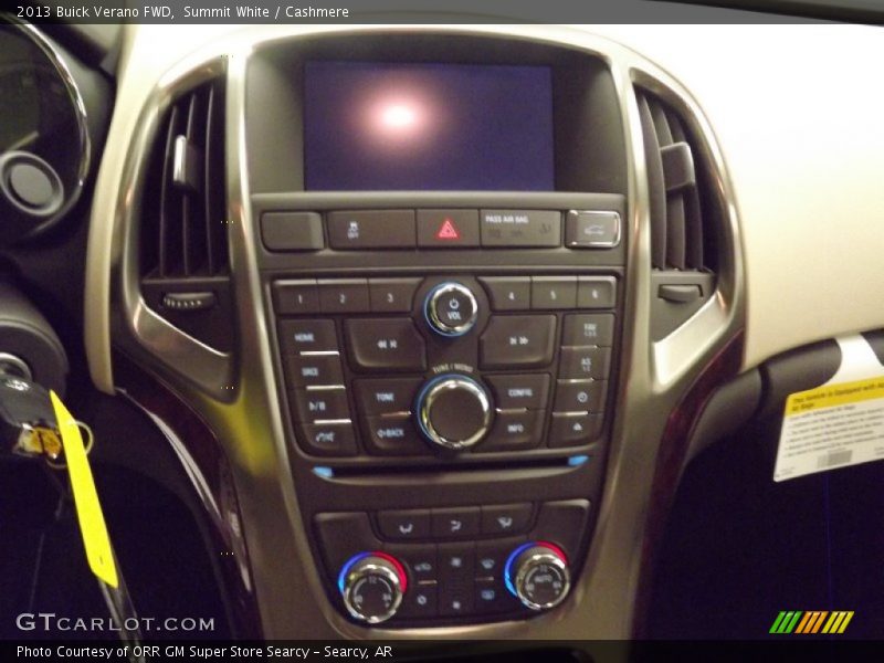 Summit White / Cashmere 2013 Buick Verano FWD