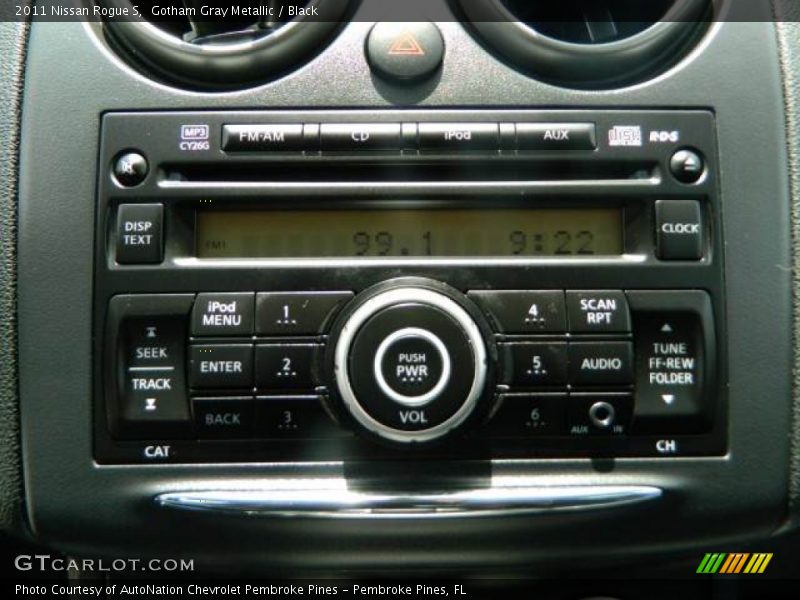 Gotham Gray Metallic / Black 2011 Nissan Rogue S