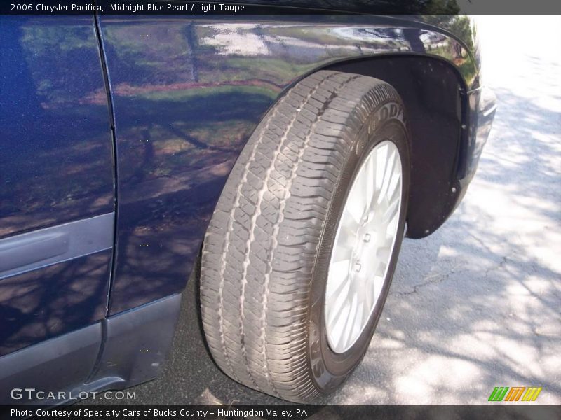 Midnight Blue Pearl / Light Taupe 2006 Chrysler Pacifica