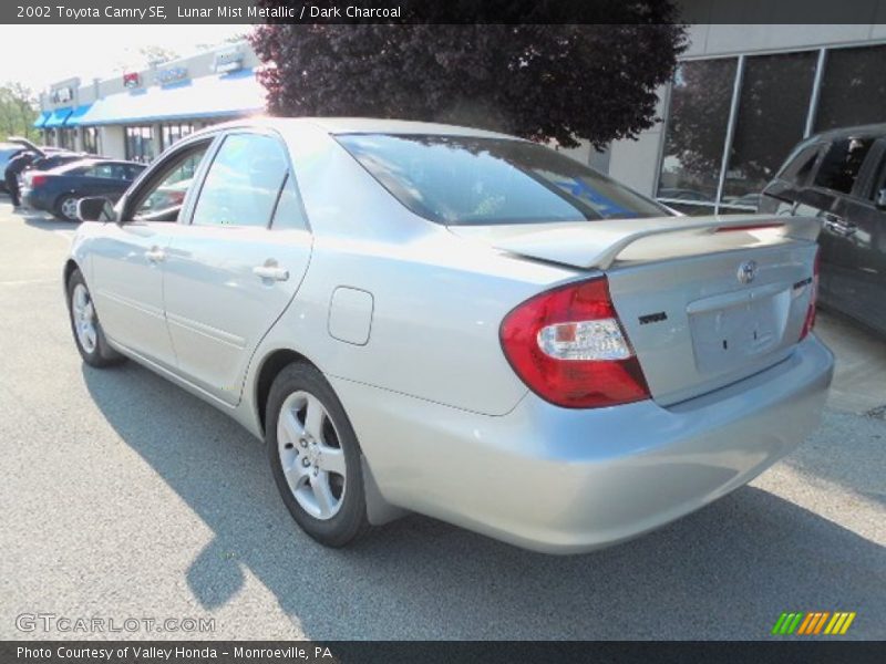 Lunar Mist Metallic / Dark Charcoal 2002 Toyota Camry SE