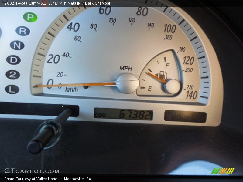 Lunar Mist Metallic / Dark Charcoal 2002 Toyota Camry SE