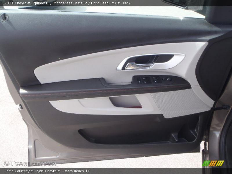 Mocha Steel Metallic / Light Titanium/Jet Black 2011 Chevrolet Equinox LT
