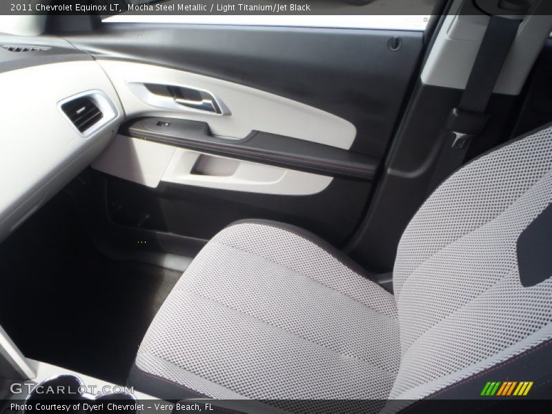 Mocha Steel Metallic / Light Titanium/Jet Black 2011 Chevrolet Equinox LT