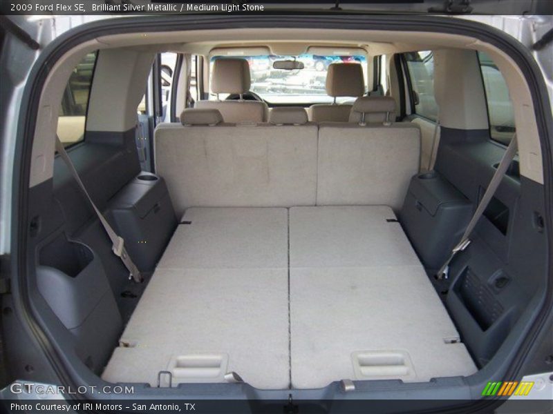 Brilliant Silver Metallic / Medium Light Stone 2009 Ford Flex SE