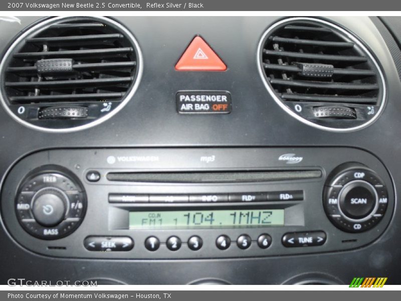 Audio System of 2007 New Beetle 2.5 Convertible
