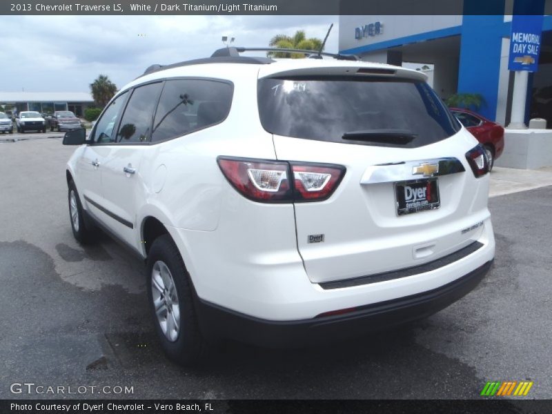 White / Dark Titanium/Light Titanium 2013 Chevrolet Traverse LS