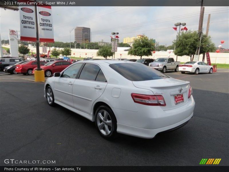 Super White / Ash 2011 Toyota Camry SE