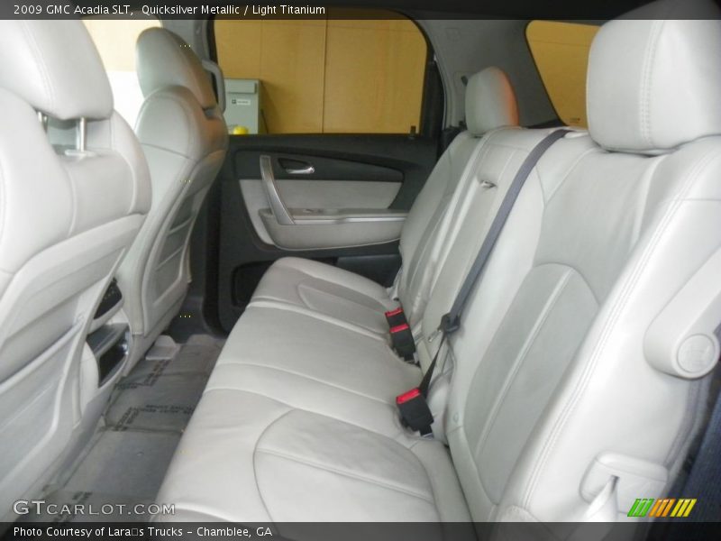 Quicksilver Metallic / Light Titanium 2009 GMC Acadia SLT