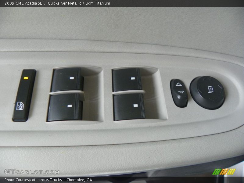 Quicksilver Metallic / Light Titanium 2009 GMC Acadia SLT