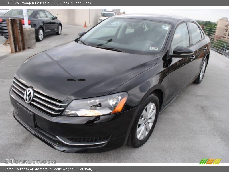 Black / Titan Black 2012 Volkswagen Passat 2.5L S
