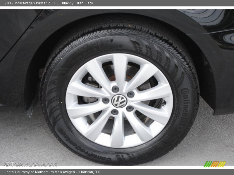 Black / Titan Black 2012 Volkswagen Passat 2.5L S