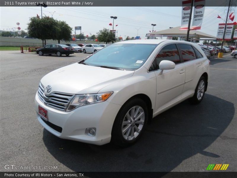 Blizzard Pearl White / Ivory 2011 Toyota Venza I4
