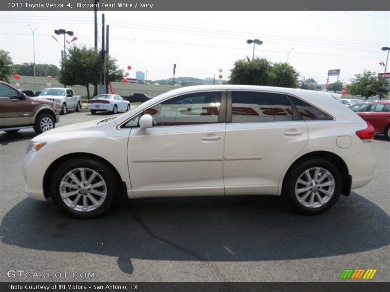 Blizzard Pearl White / Ivory 2011 Toyota Venza I4