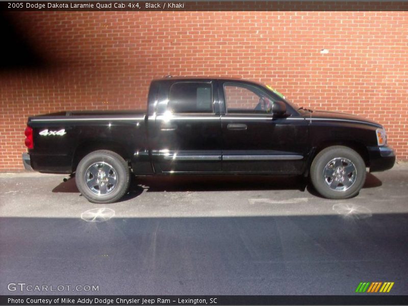 Black / Khaki 2005 Dodge Dakota Laramie Quad Cab 4x4