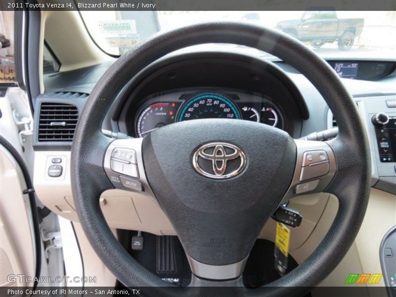 Blizzard Pearl White / Ivory 2011 Toyota Venza I4