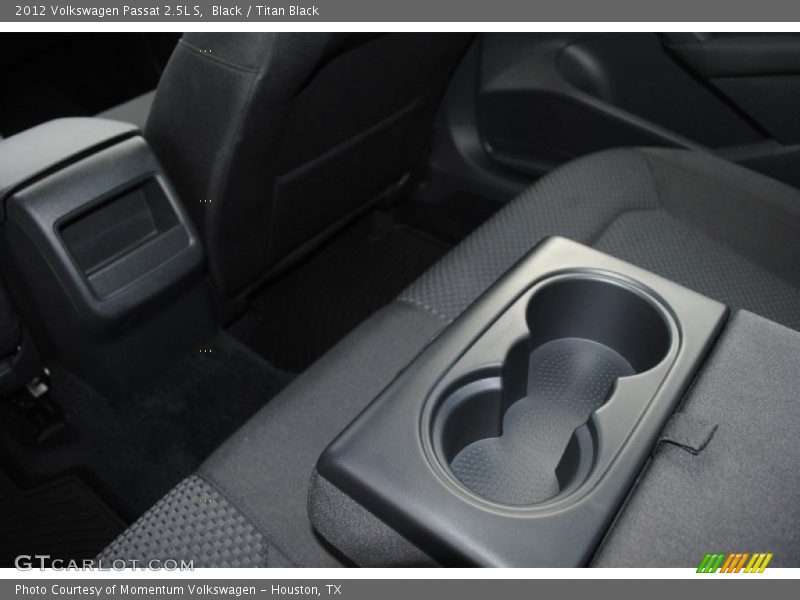 Black / Titan Black 2012 Volkswagen Passat 2.5L S
