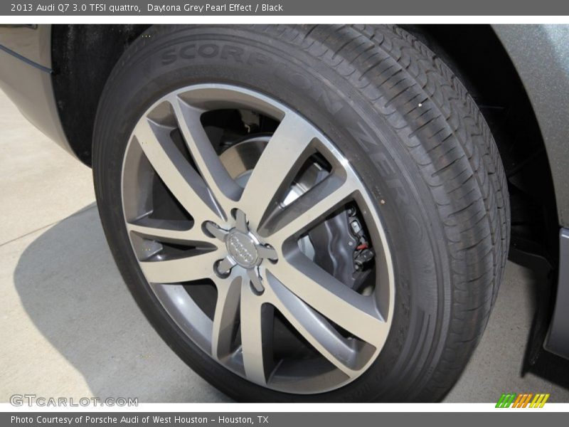 Daytona Grey Pearl Effect / Black 2013 Audi Q7 3.0 TFSI quattro