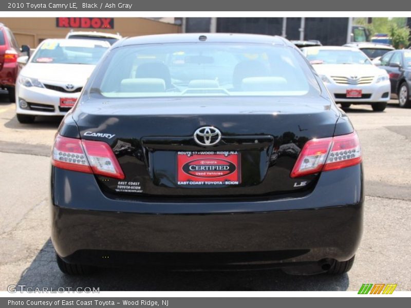 Black / Ash Gray 2010 Toyota Camry LE
