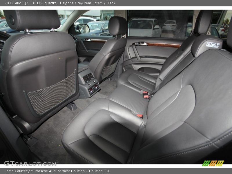 Rear Seat of 2013 Q7 3.0 TFSI quattro