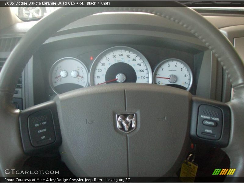 Black / Khaki 2005 Dodge Dakota Laramie Quad Cab 4x4