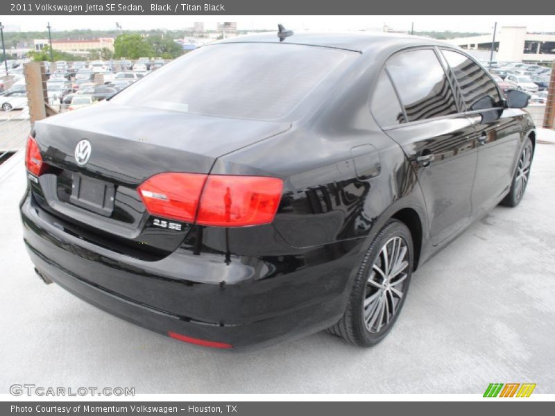 Black / Titan Black 2011 Volkswagen Jetta SE Sedan