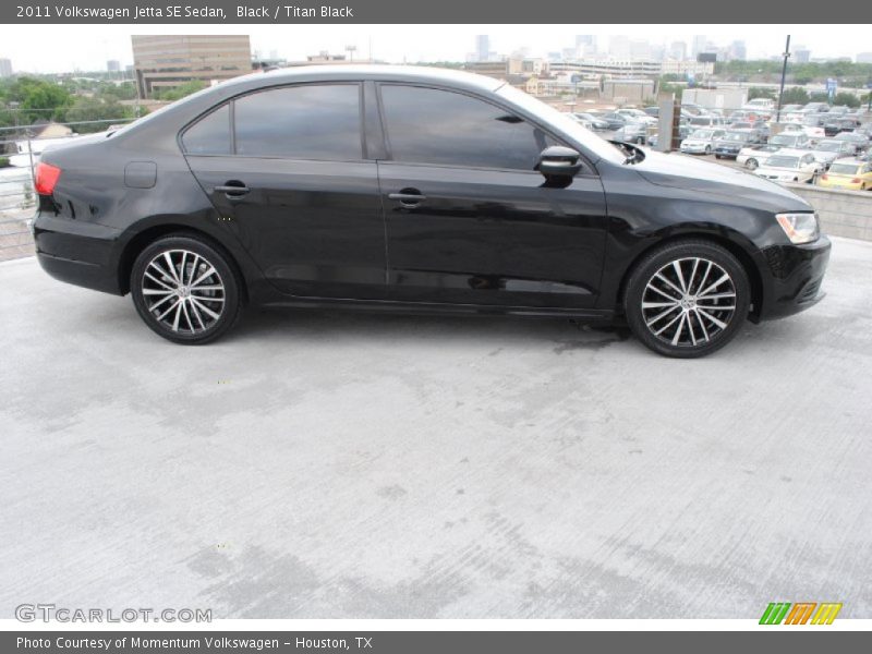 Black / Titan Black 2011 Volkswagen Jetta SE Sedan