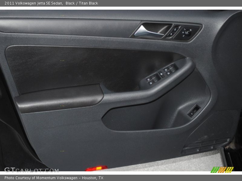 Black / Titan Black 2011 Volkswagen Jetta SE Sedan