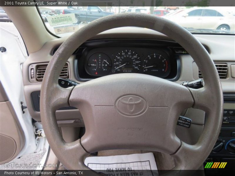 Super White / Oak 2001 Toyota Camry LE