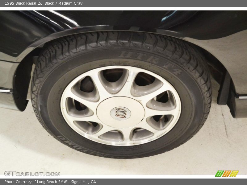 Black / Medium Gray 1999 Buick Regal LS